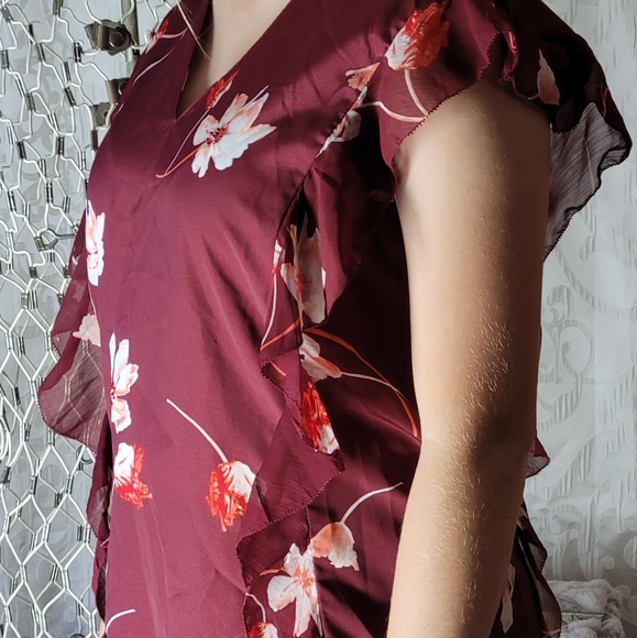 NWT Ruffle/ Floral Ralph Lauren Blouse - Picture 3 of 13